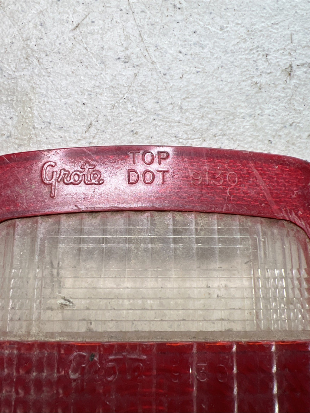 Pair of Vintage Grote 9130 Tail Light Lenses – Red/Clear2