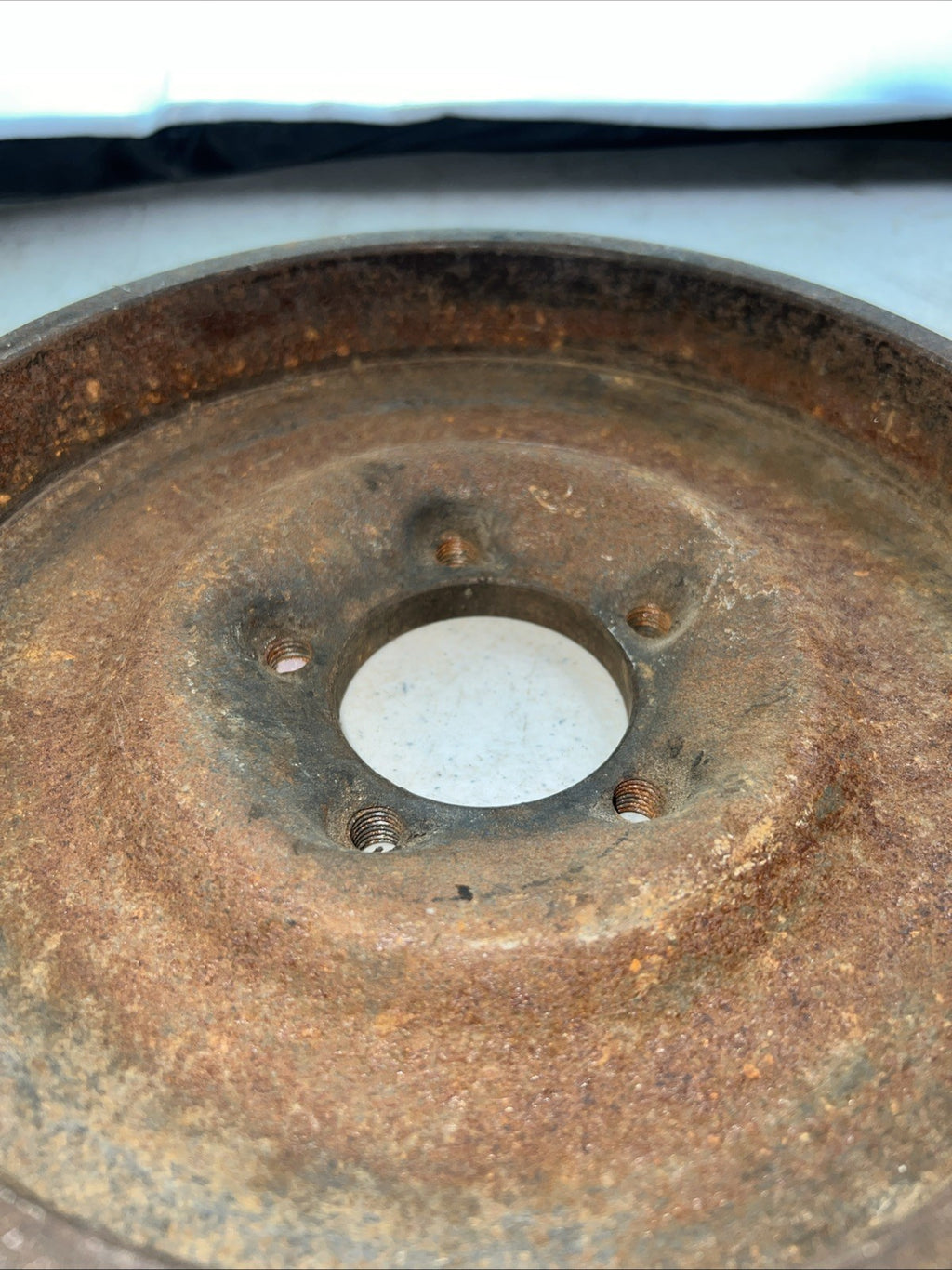 Vintage Brake Drum – 4-Lug, Cast Iron – Classic Car2