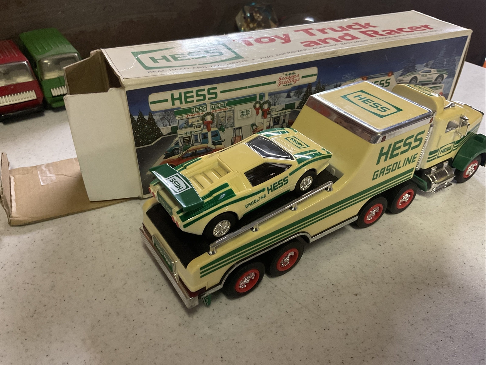 1991 HESS TOY TRUCK and RACER (Lamborghini) With Original Box3