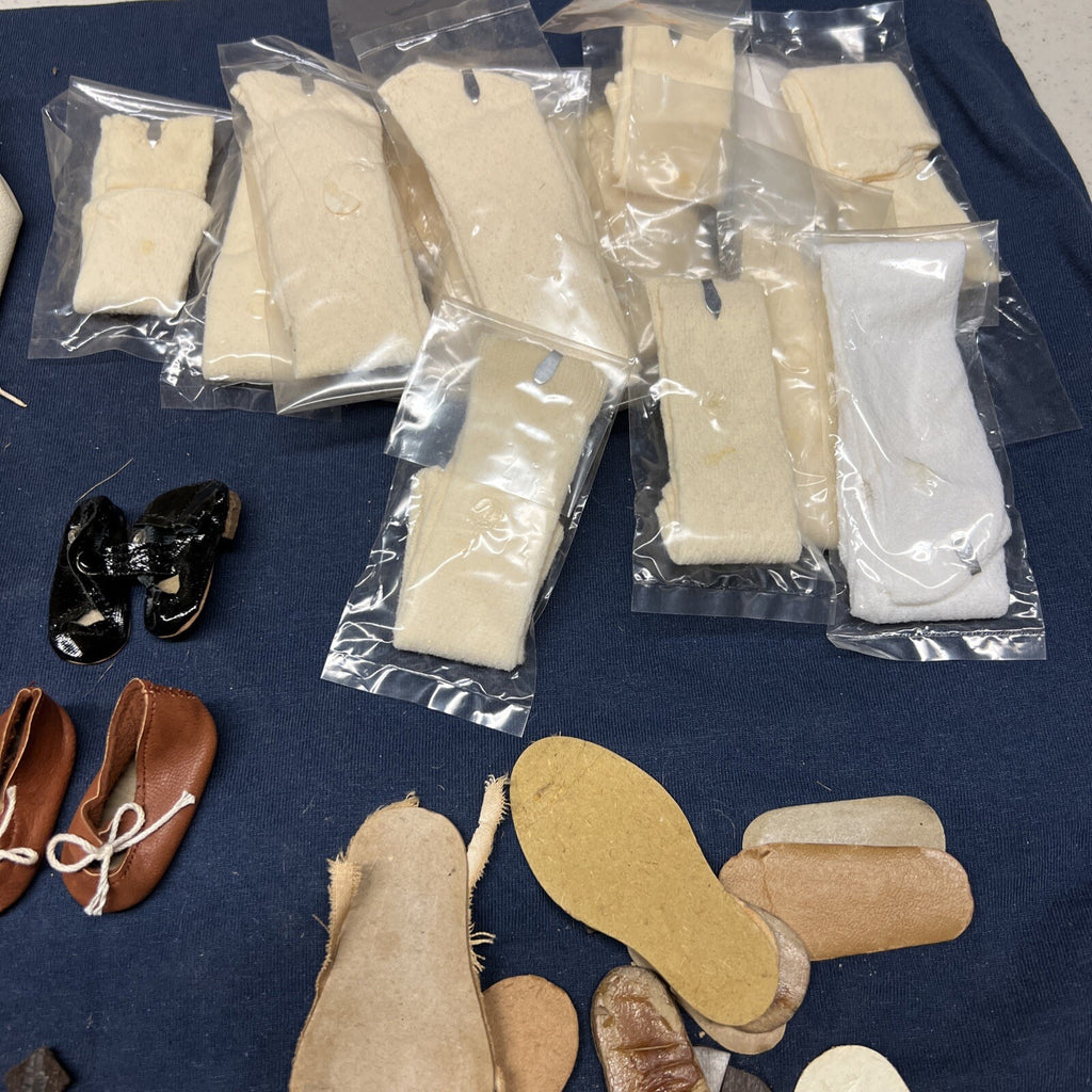 Lot of Antique Vintage Shoes And Shoe Parts / Accessories/ Socks3