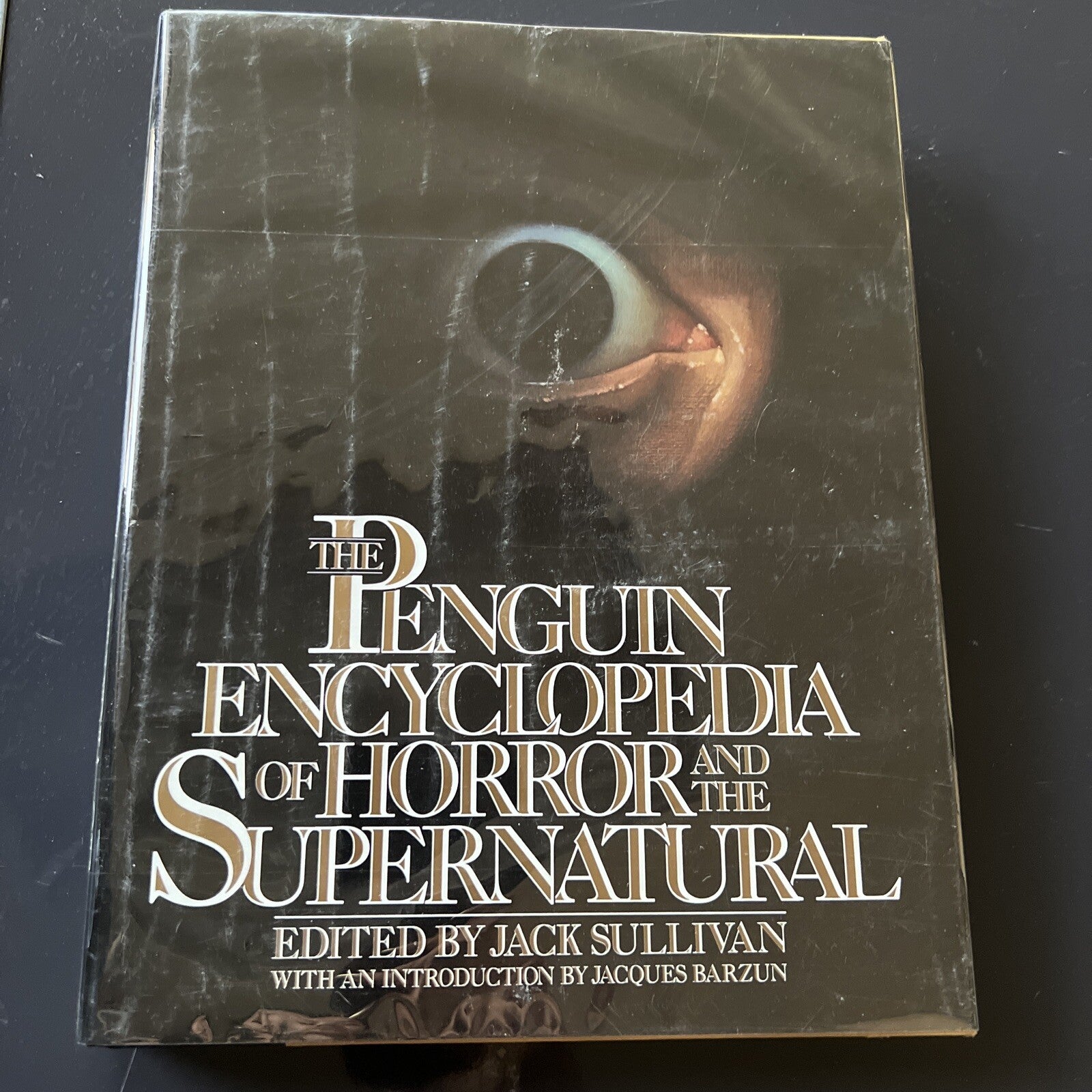 THE PENGUIN ENCYCLOPEDIA OF HORROR AND THE SUPERNATURAL HB/DJ NM- 1986 BOOK0