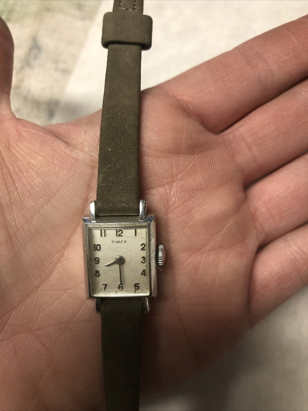 Vintage Timed Watch Green Band Lady’s Watch Not Running2