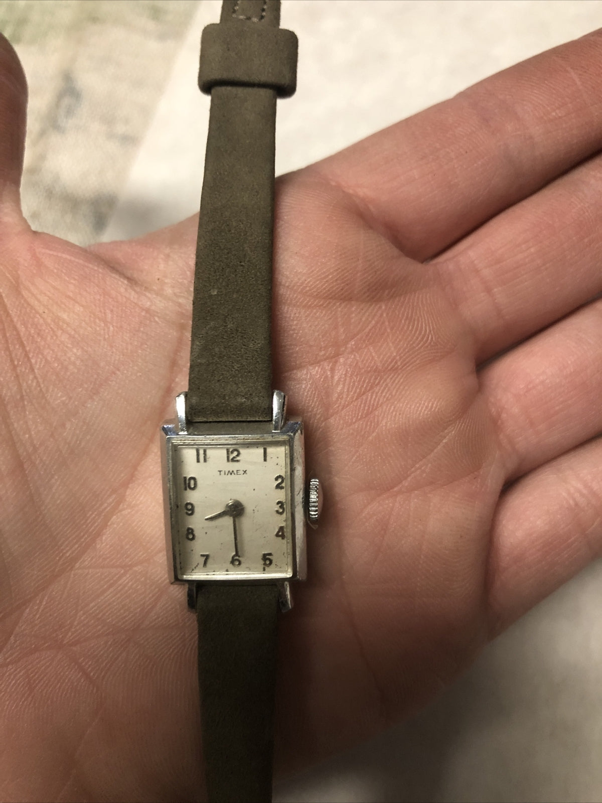 Vintage Timed Watch Green Band Lady’s Watch Not Running2