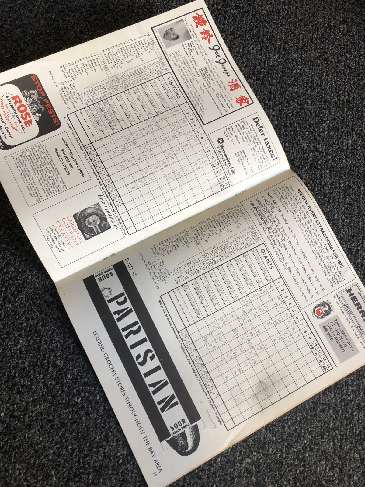 San Francisco Giants 1975 Official Scorecard3