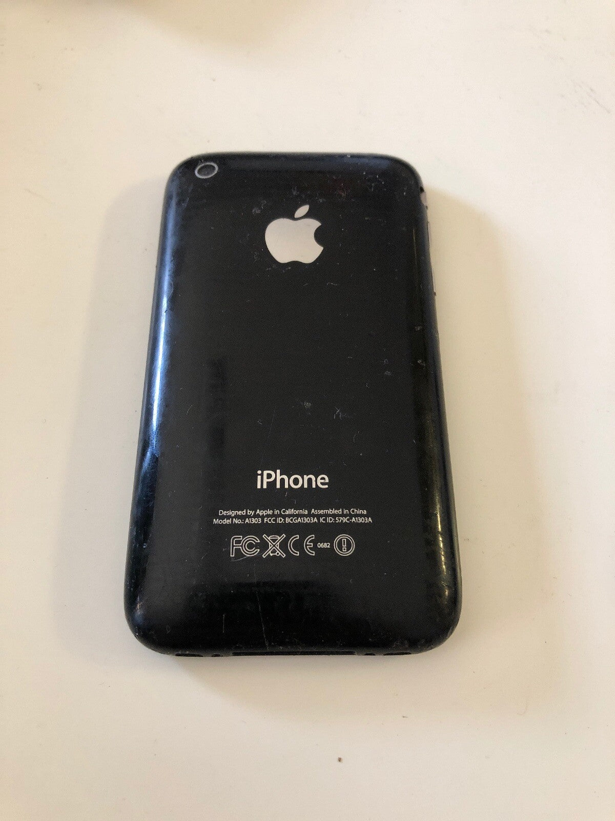 Apple iPhone 3GS - 16GB - Black (Unlocked) A1303 (GSM) (WORKING GOOD CONDITION)5