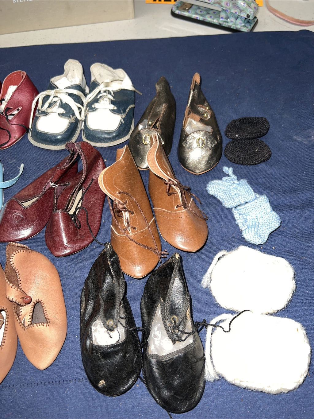 Lot of 16 Vintage Antique Doll Shoes and Shoe Accessories 4