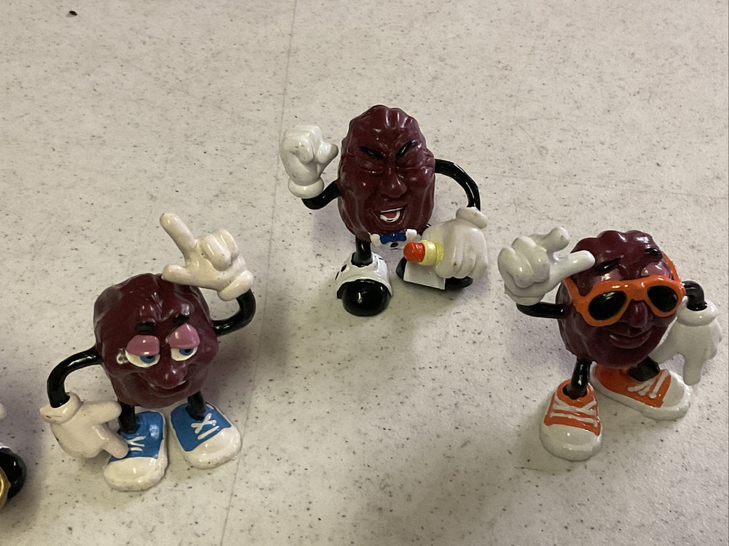 Vintage 1987 The California Raisins Figurine Lot1
