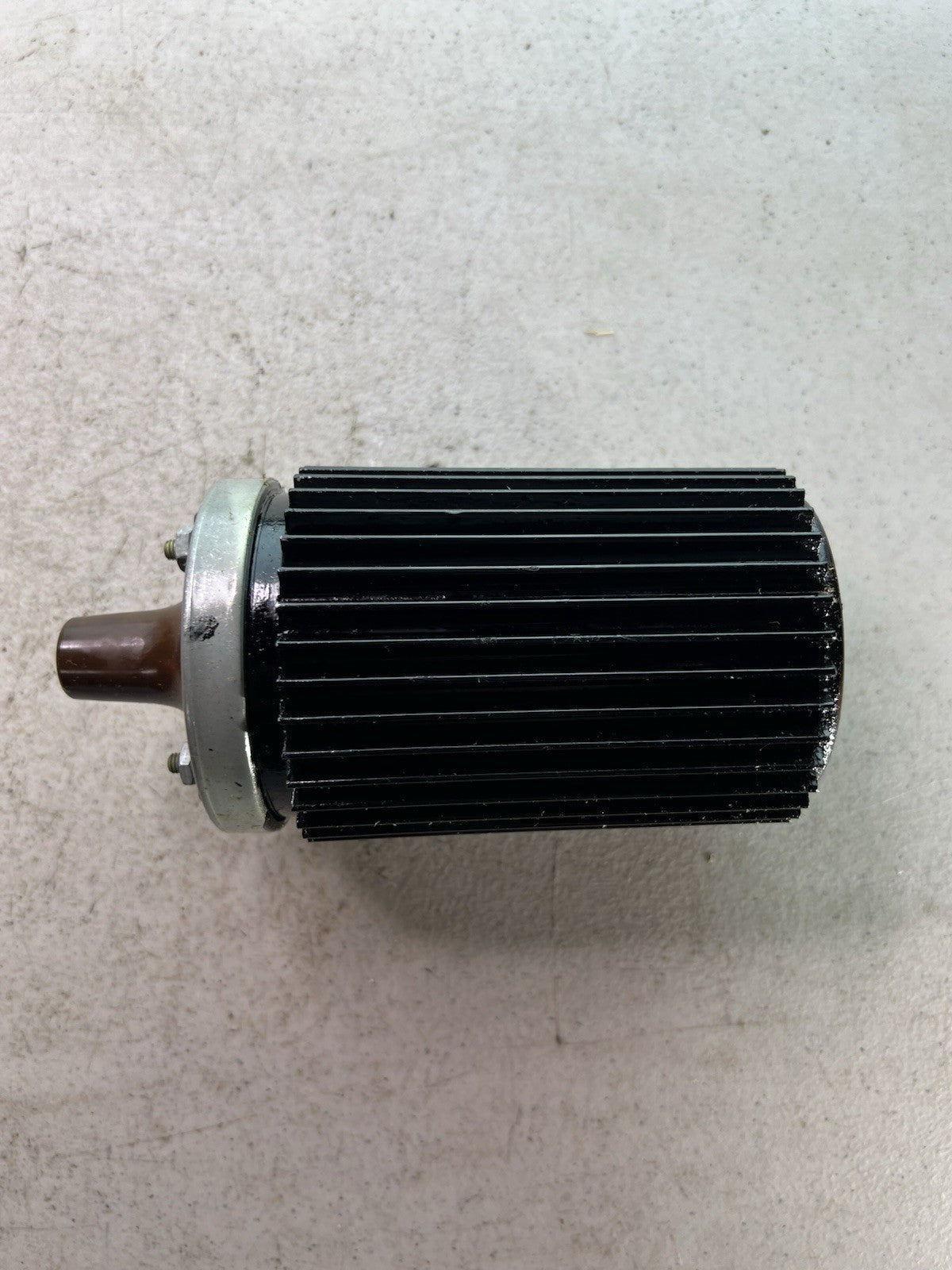 Vintage Delco Remy Ignition Coil – P/N 1115252 – GM Original2