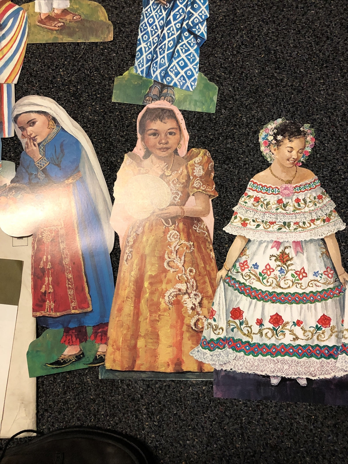 8 Vintage UNICEF FESTIVAL FIGURES Cut Classroom Holiday Decoration Carrington3