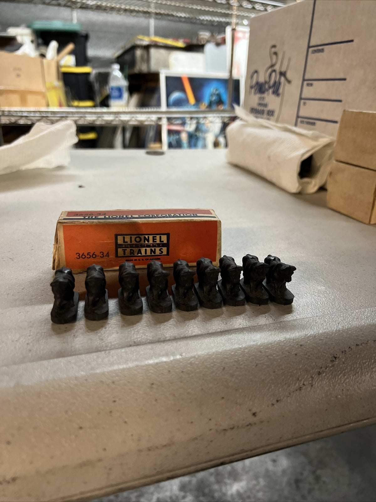 Vintage Marx Prewar Reading caboose #92812 Lionel 3653-34 Black Rubber Cattle1