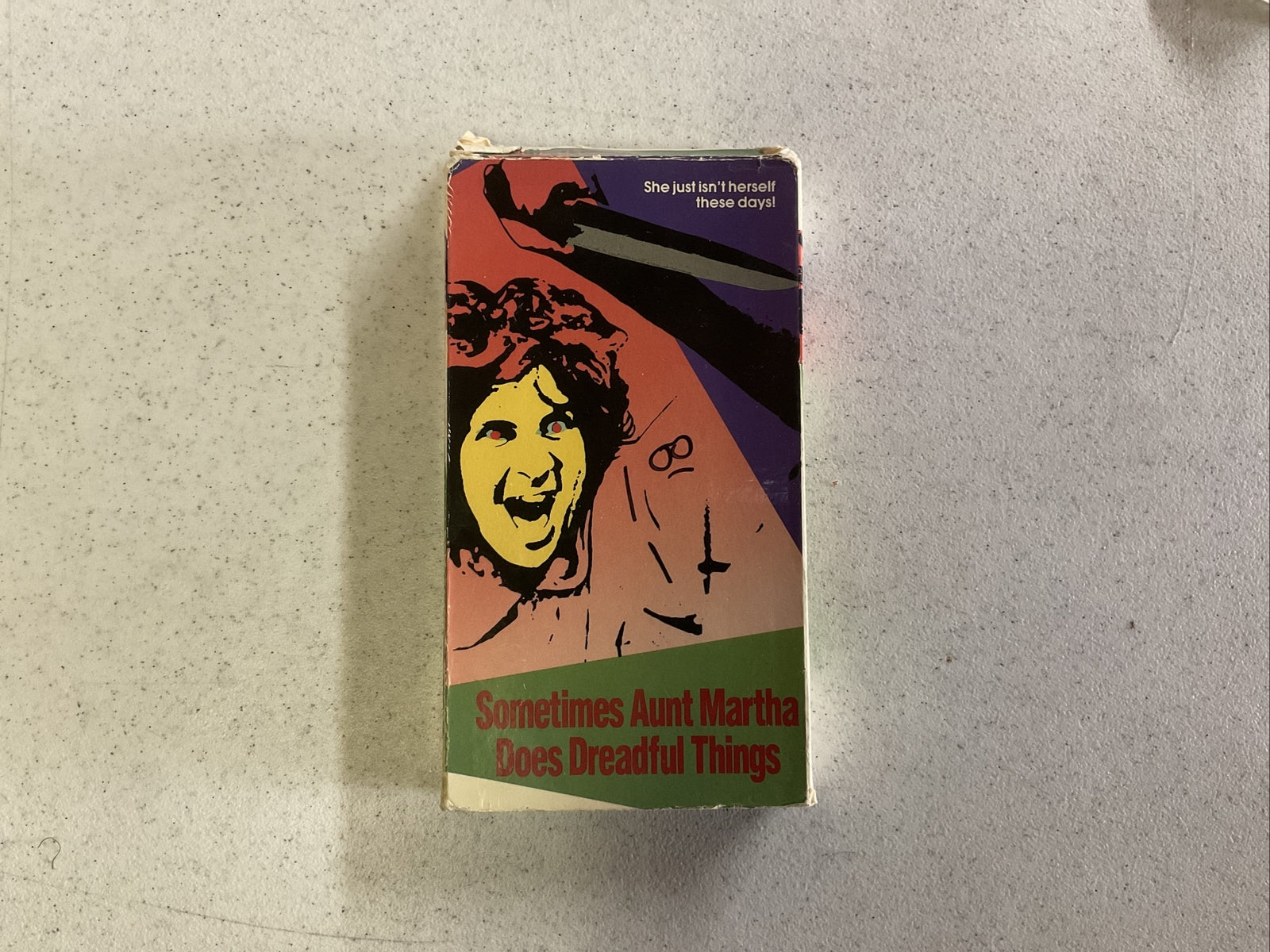SOMETIMES AUNT MARTHA DOES DREADFUL THINGS 1985 VHS Home Video Horror Classic0
