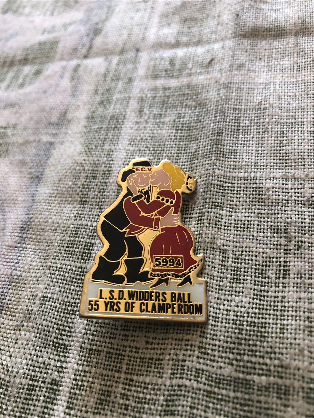 Vintage ECV 5994 L.S.D Widders Ball 55 Yrs Of Clamperdom Pin Clampers Brooch1