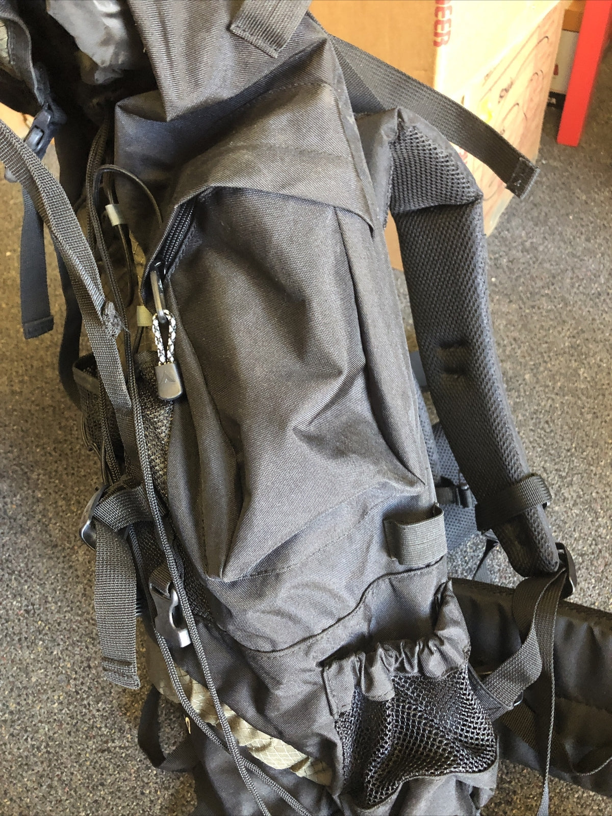 Teton Sports Scout 3400 Internal Frame Backpack Hunter Green5