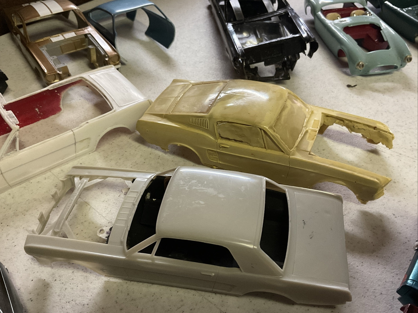 Vintage Car Model Junkyard  /restoration project Body Lot4