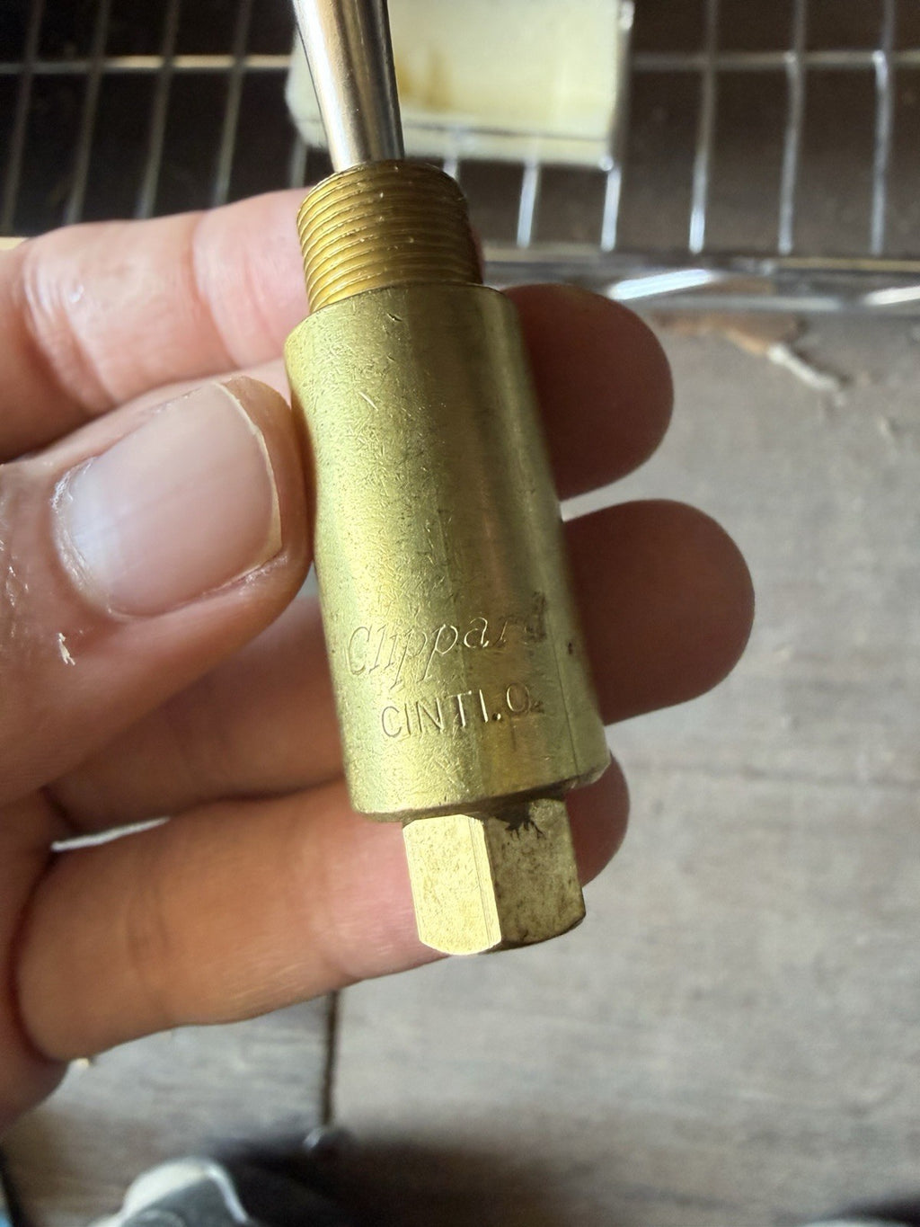 Clippard Minimatic Pneumatic Toggle Valve Brass Body Manual Switch Valve NOS3