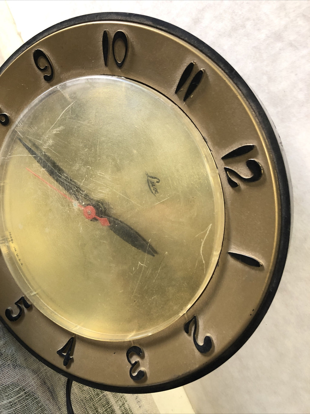 Vintage Lux Clock Wall Hang Electric Clock Not Running1