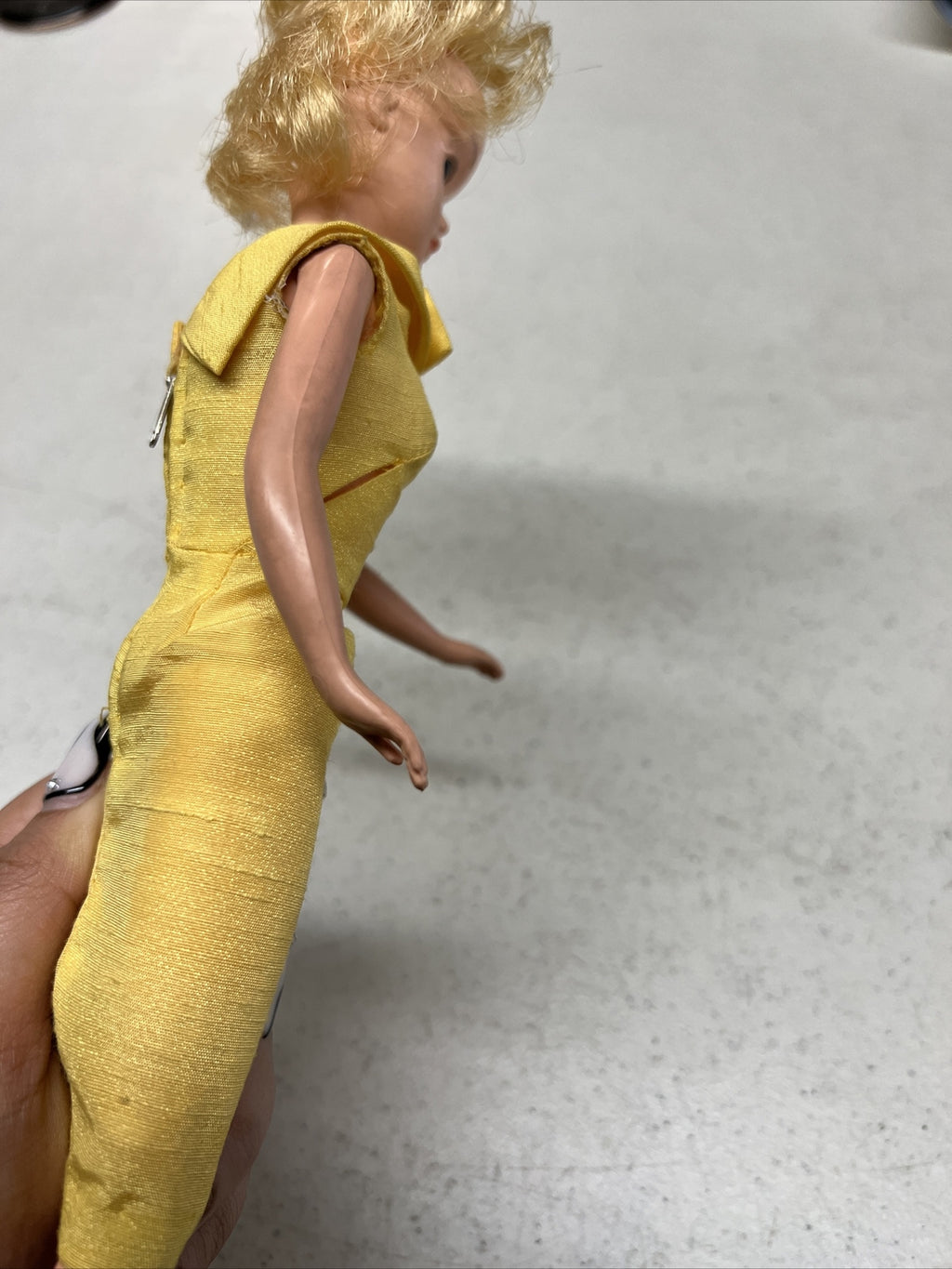 Vintage Ideal Tammy Doll Made in Japan, Blonde Hair Yellow Barbie Dress4