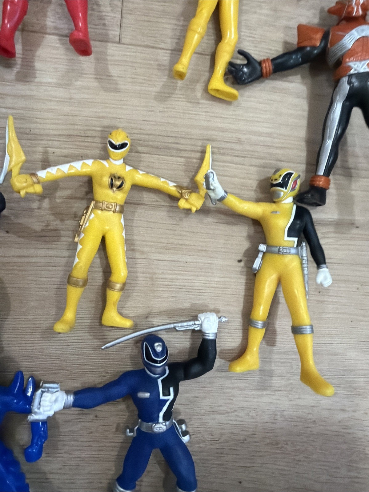 Vintage Lot Of 12 POWER RANGERS Action Figures4