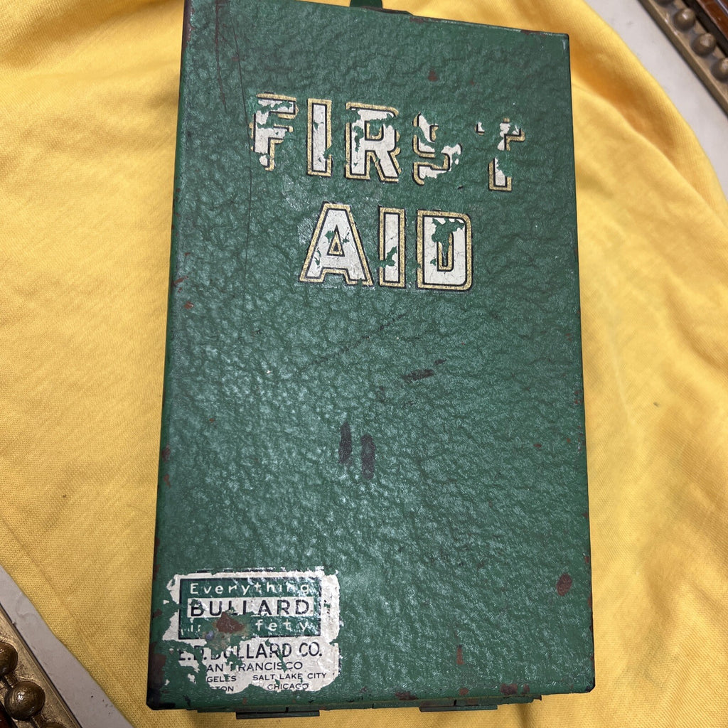 Vintage E.D. Bullard & Co. First Aid With Original green Metal Box & Contents0