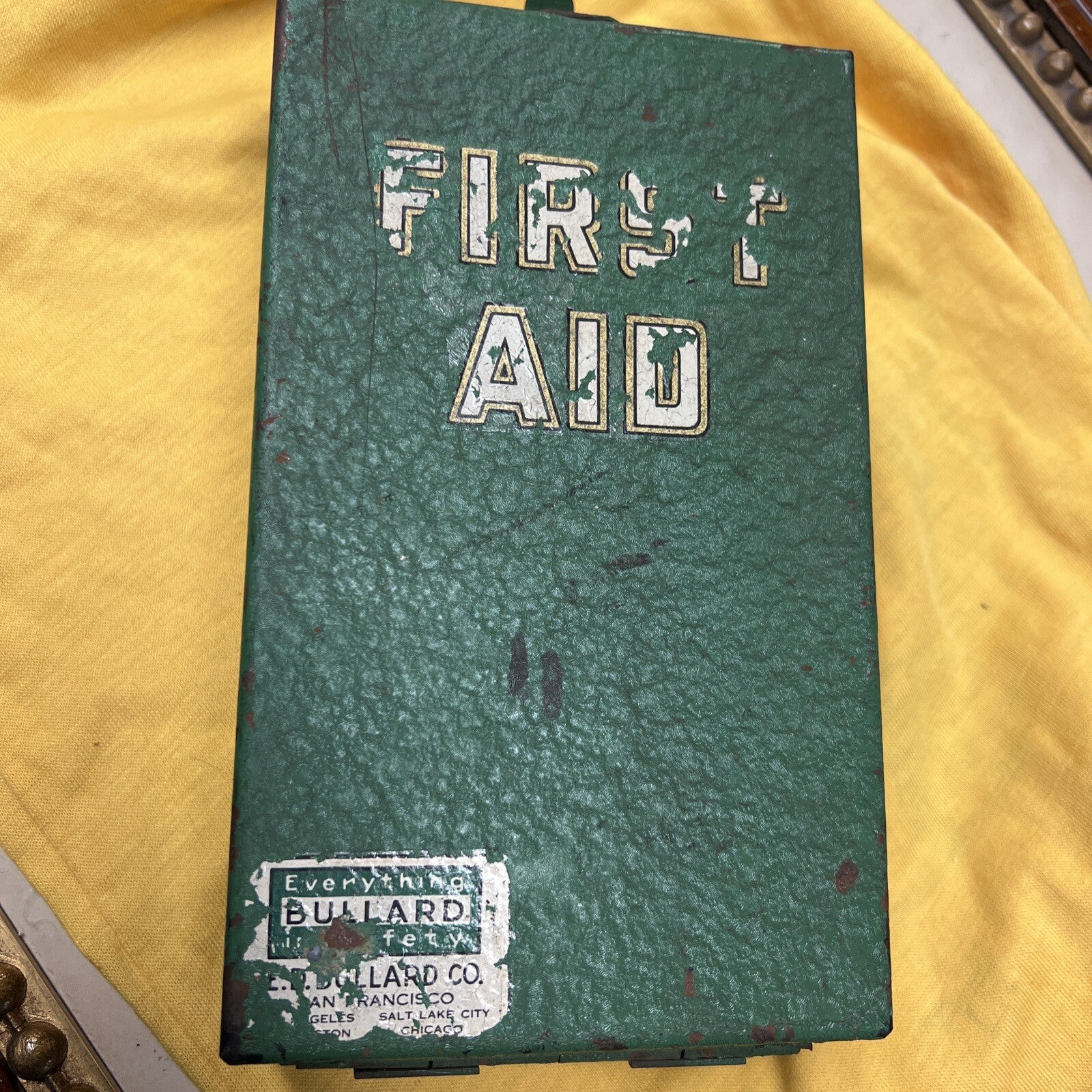 Vintage E.D. Bullard & Co. First Aid With Original green Metal Box & Contents0