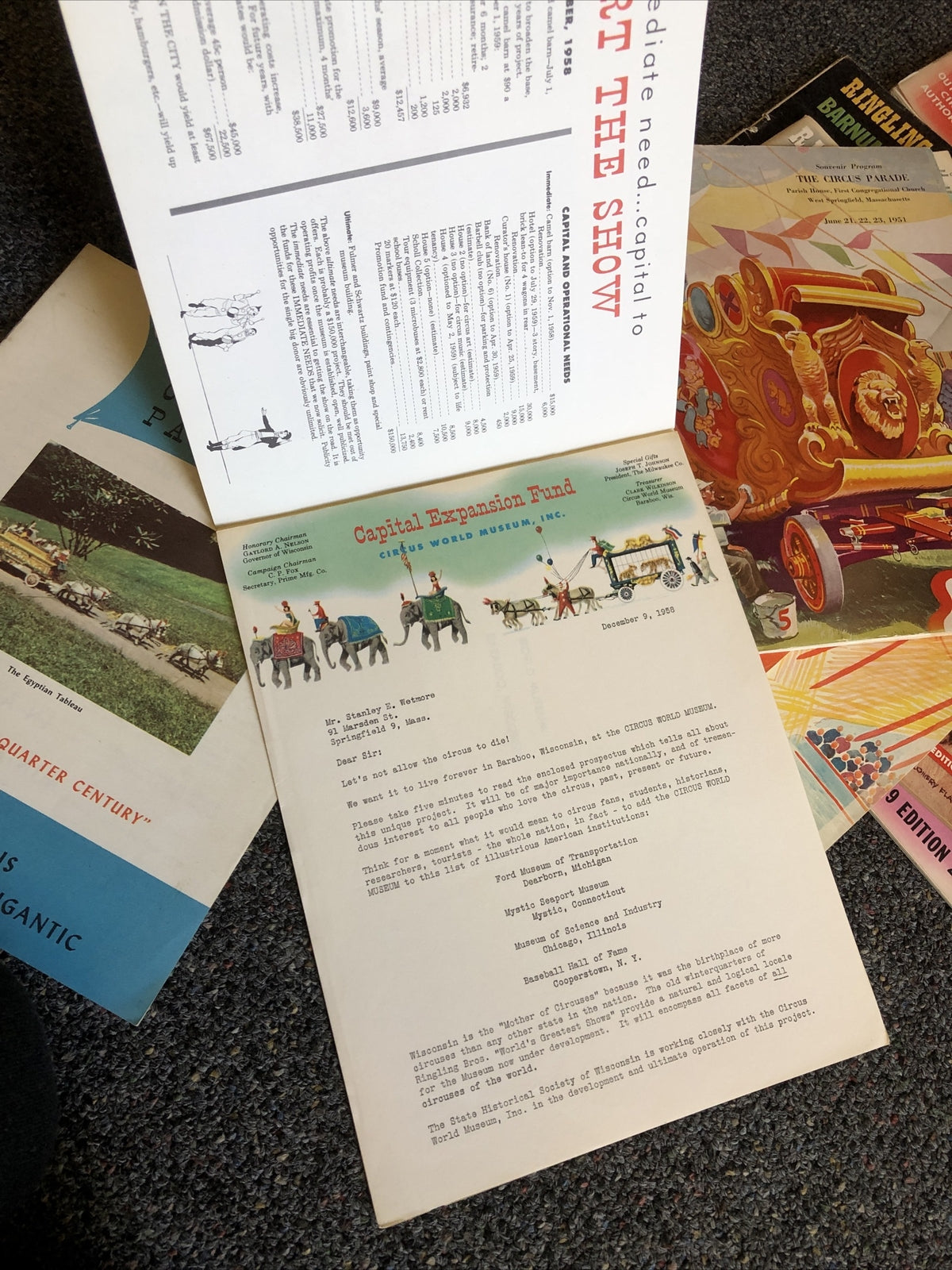 Lot Of 17 Ringling Bros. and Barnum & Bailey CIRCUS Magazine And Program11