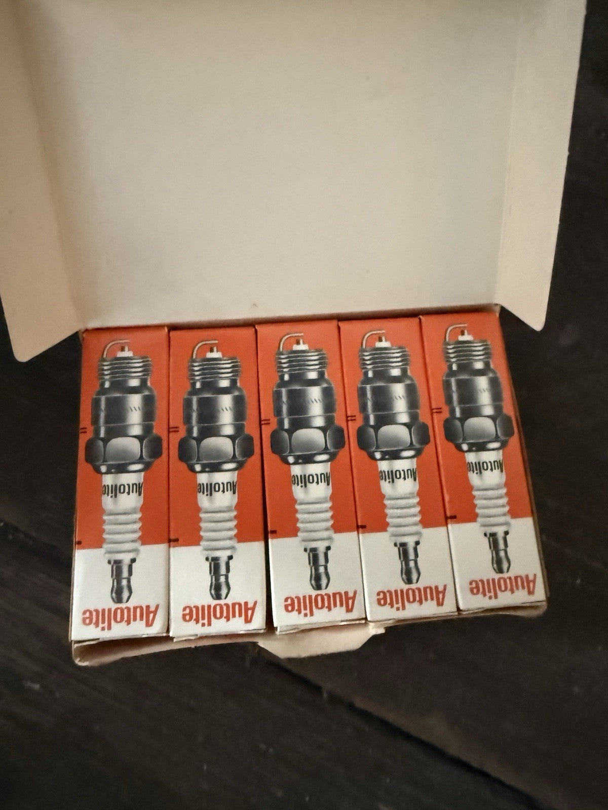 NOS Vintage Autolite 85 Spark Plugs Box of 10 Replaces Champion2