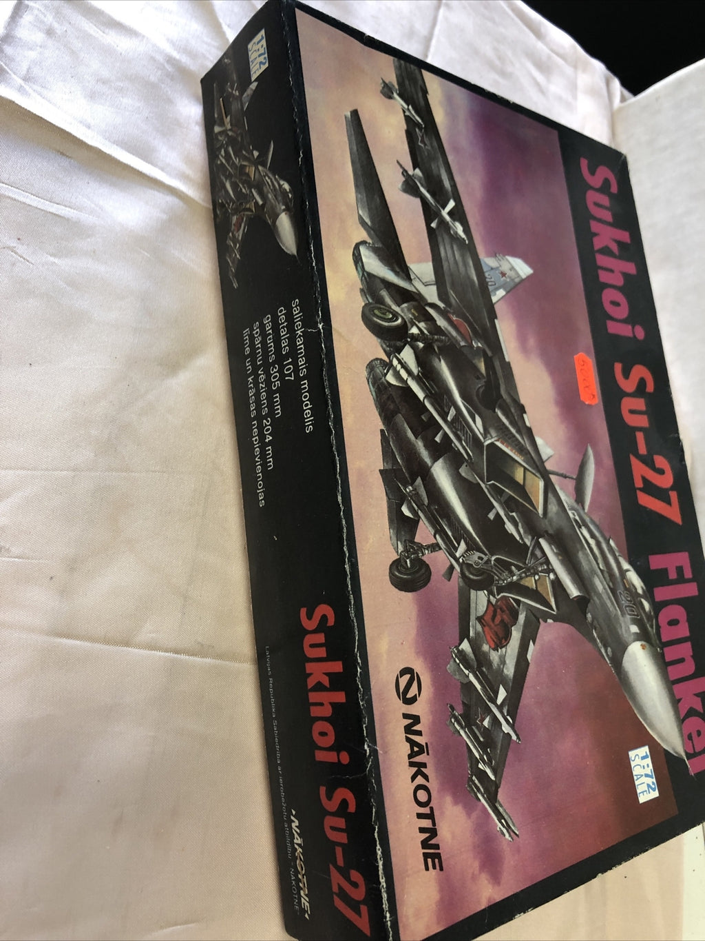 Vintage NAKOTNE 1/72 Sukhoi Su-27 Flanker Plastic Model Kit1