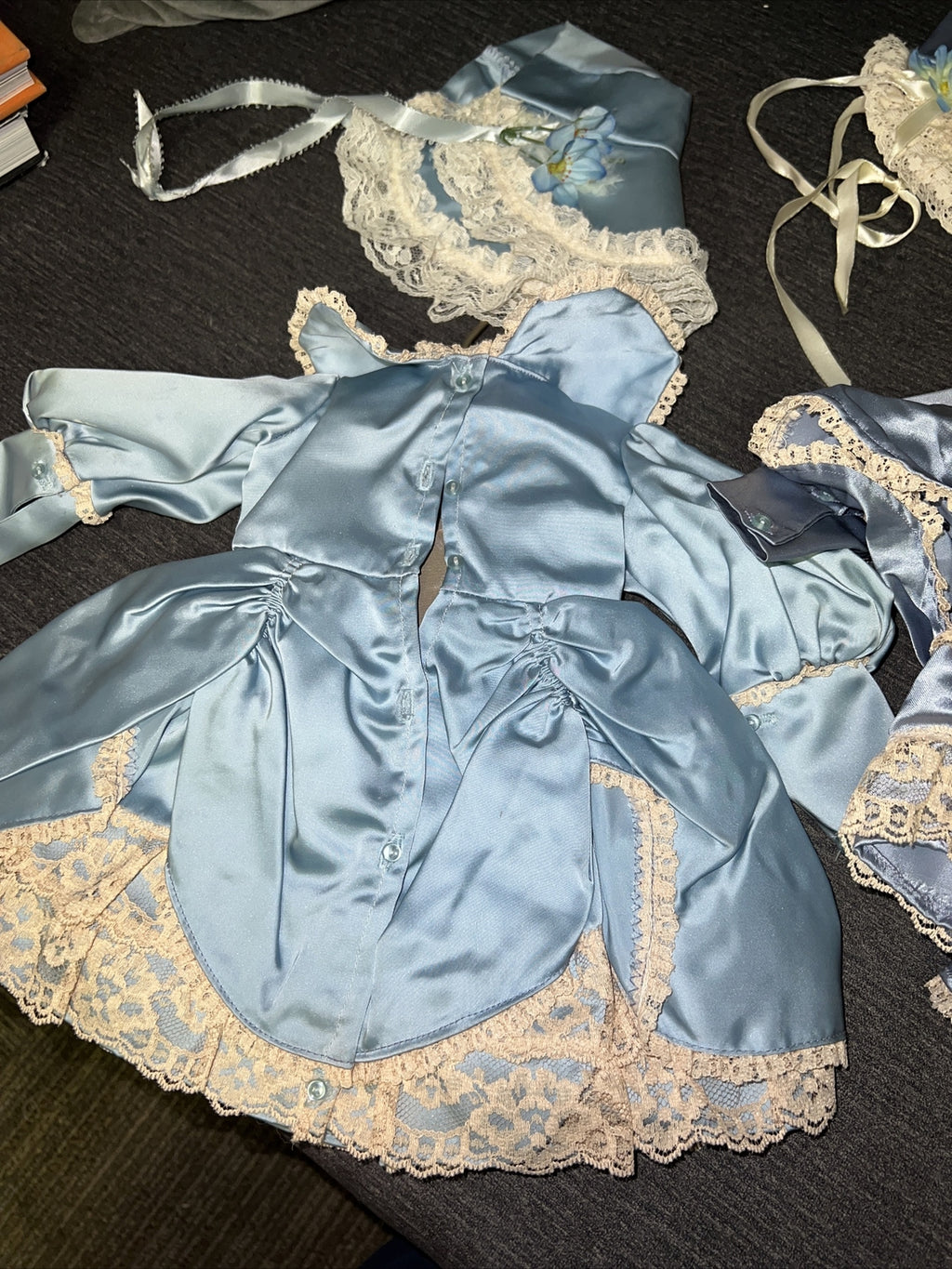 Two Vinrage Doll Outfits Blue Dresses with Matching Hats Handmade 8