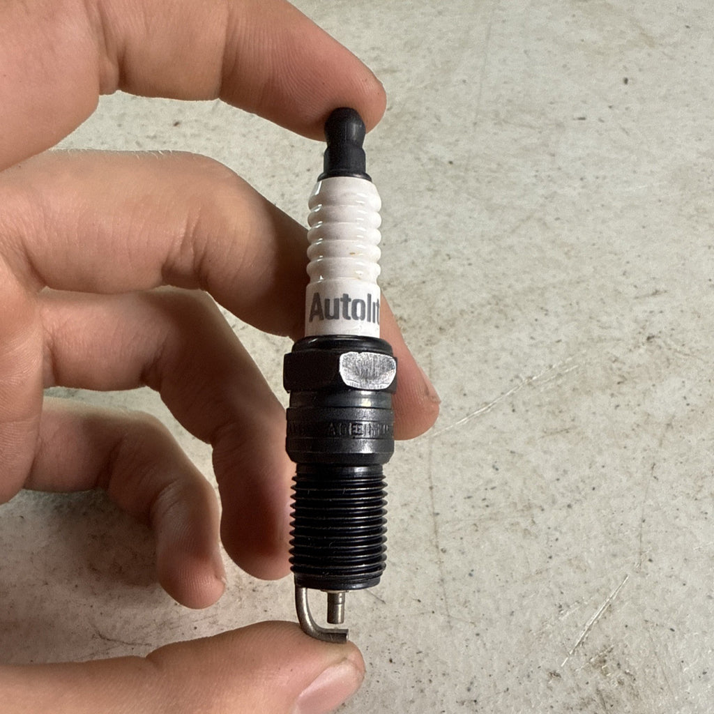 Spark Plug Autolite 5164 (Pack of 6 NEW)11