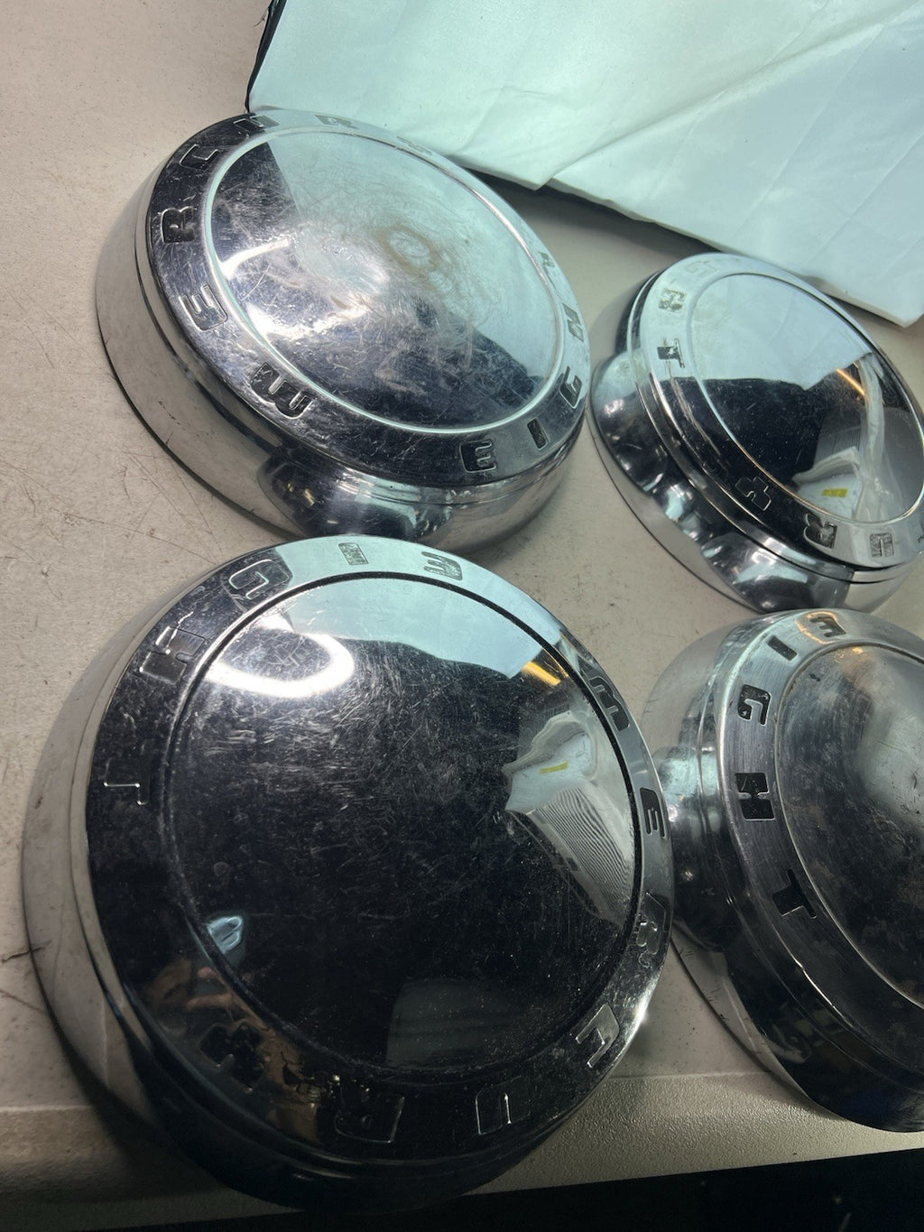 Vintage MERCURY EIGHT Chrome Hubcaps – Set of 4 – Rat Rod / Restoration Parts2