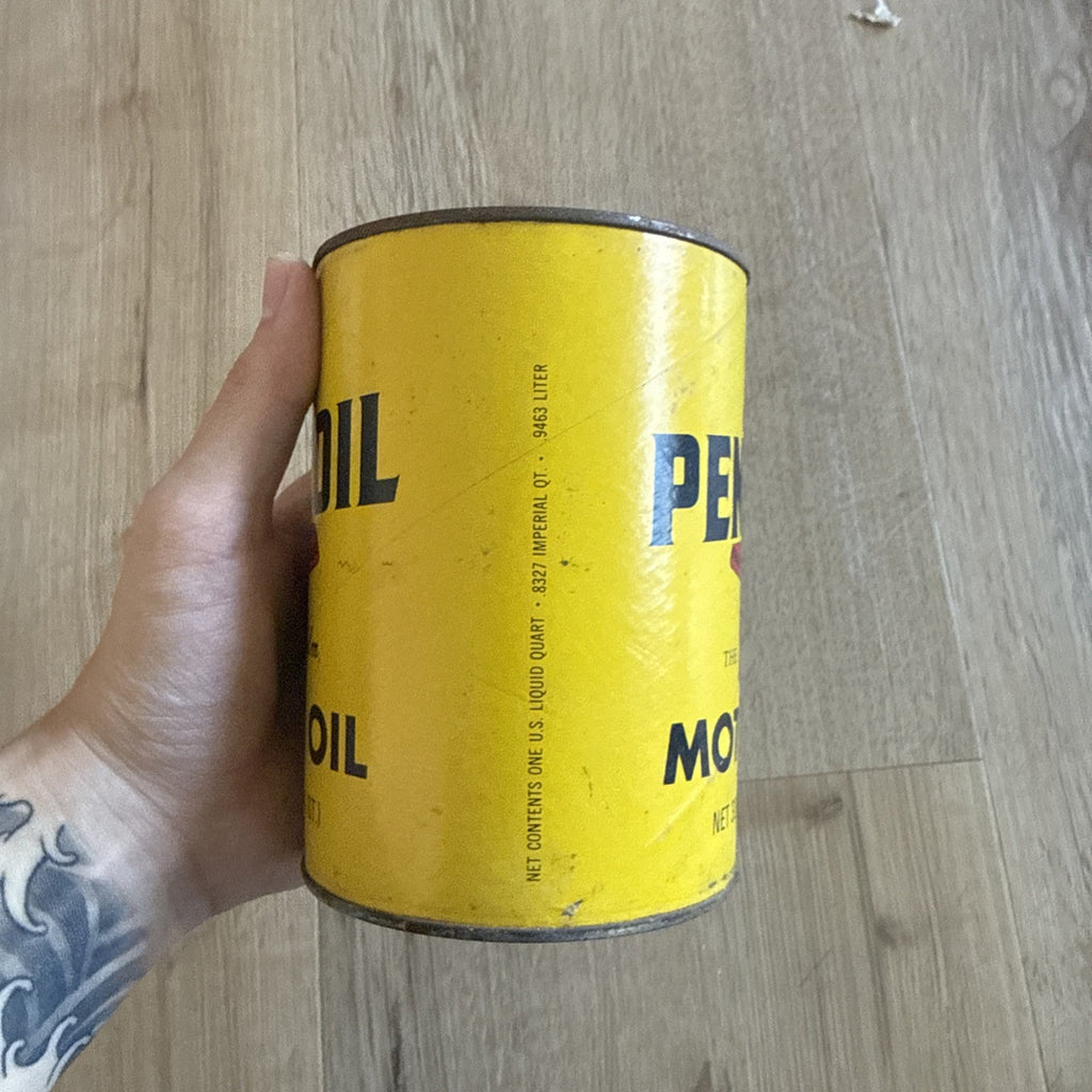 Vintage Pennzoil Full Quart Metal Full Bell Motor Oil Can -Tough Film SAE 301