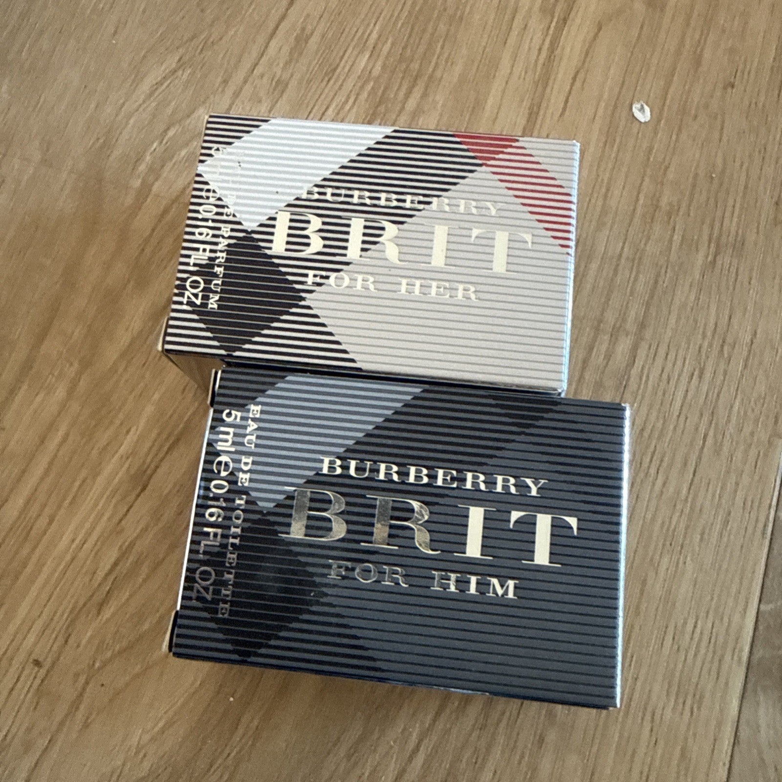 Burberry Brit Fragrance Sample Set - For Her EDP & For Him EDT 5ml Travel Vials2