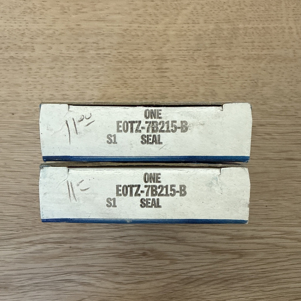 NOS Ford E0TZ-7B215-B Transfer Case Output Shaft Seal0
