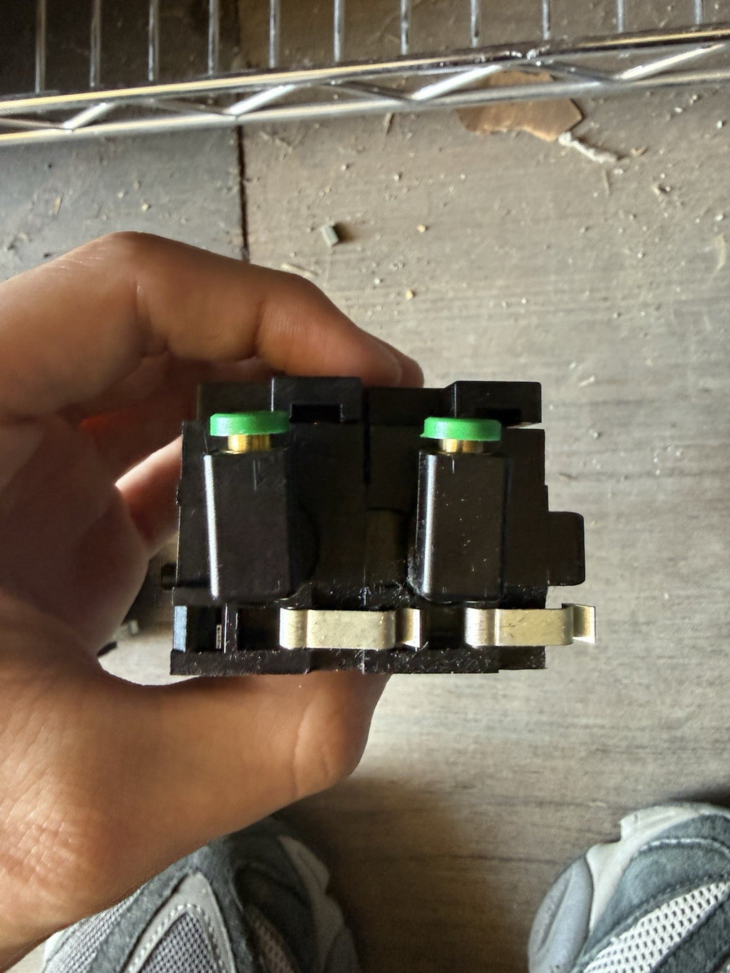 Lot of 2 Crouzet 81532104 Pneumatic Logic Sub-Base DIN Mount 5/32" Push-In2