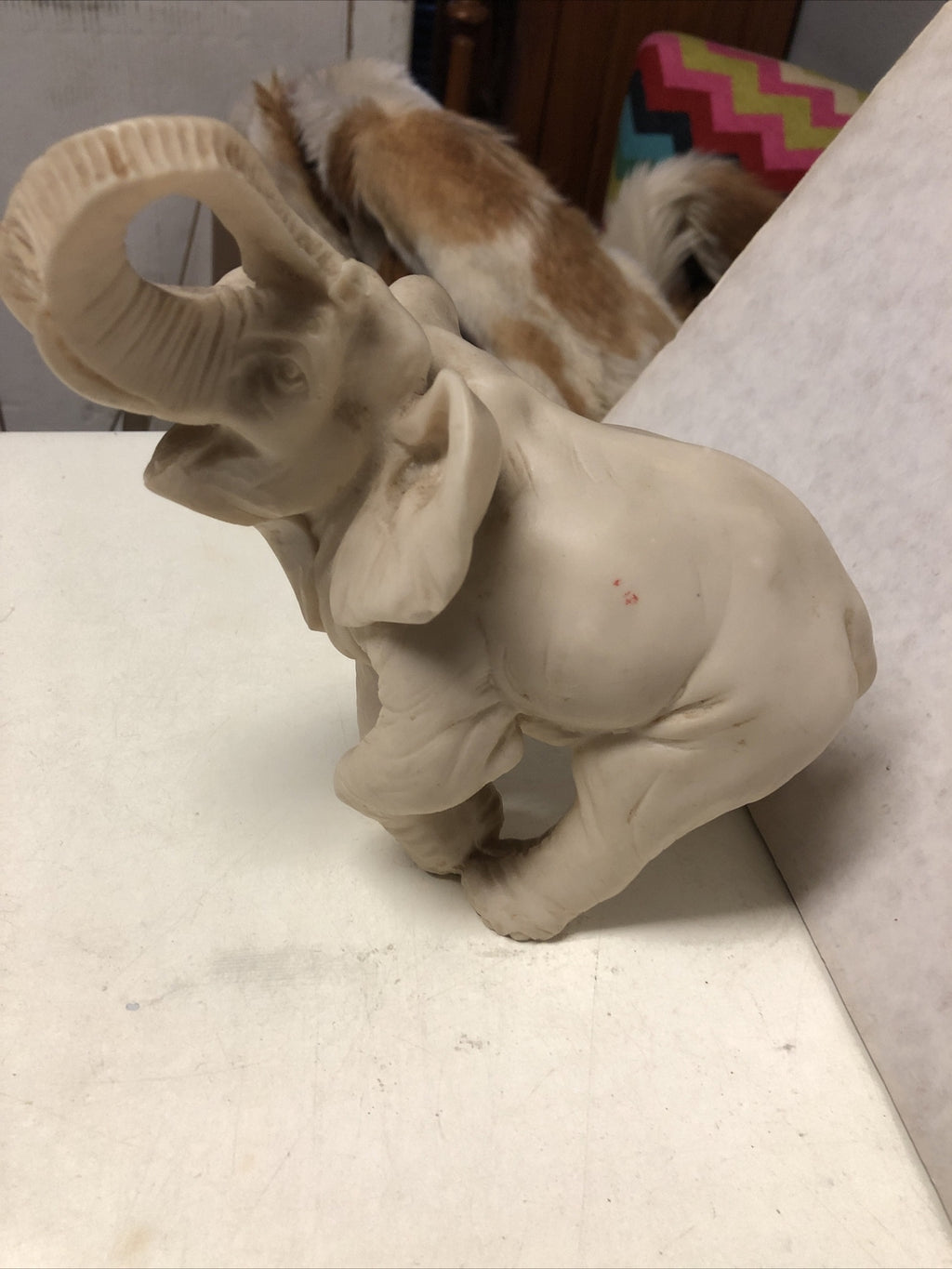 Vintage Elephant Statue Figurine 7”x8”4
