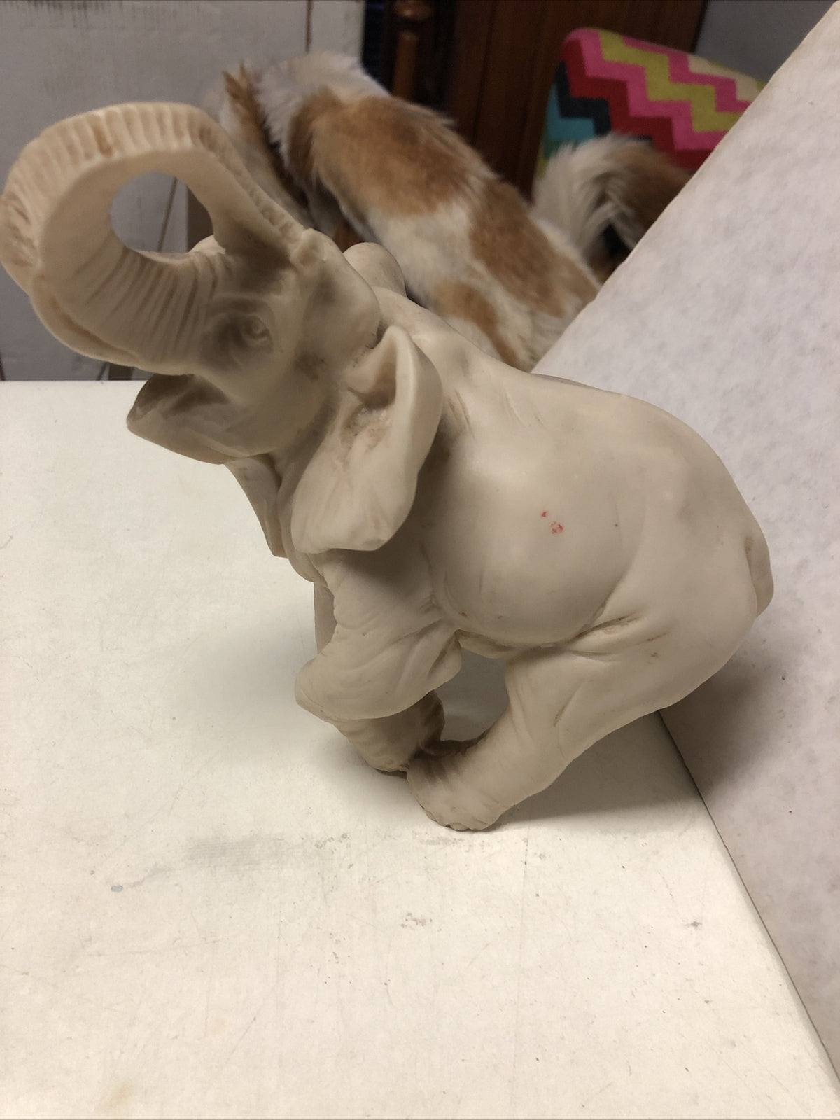 Vintage Elephant Statue Figurine 7”x8”4