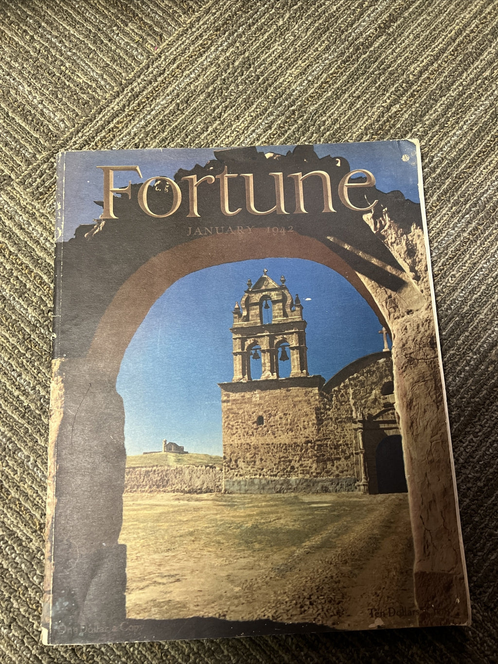 1942 JANUARY FORTUNE MAGAZINE, BEAUTIFUL ADS, ILLUSTRATED FRONT COVER, VINTAGE0