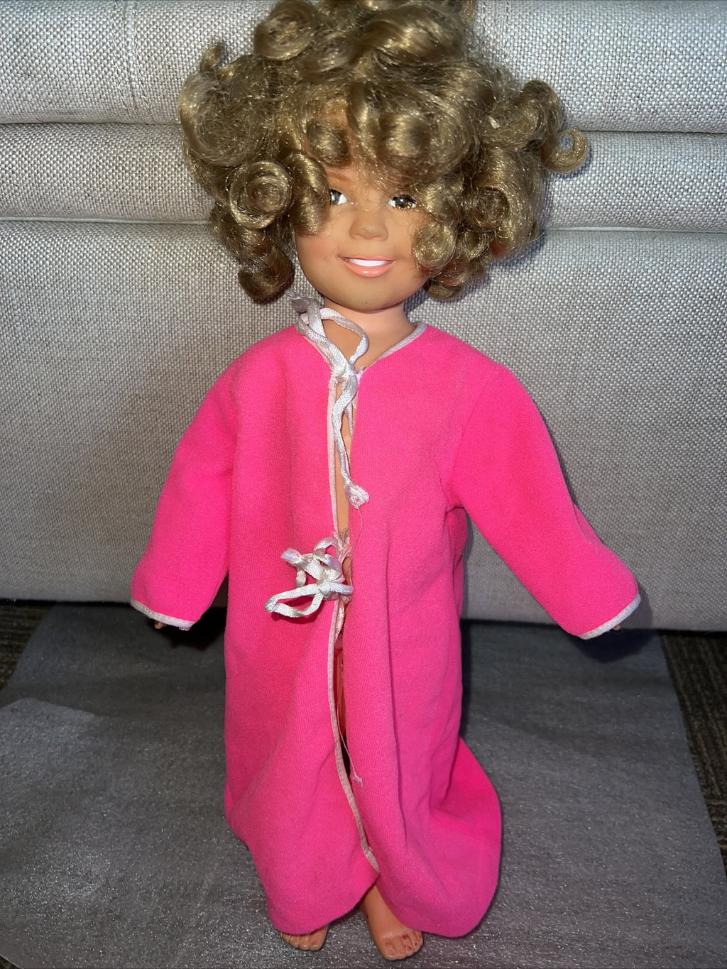 VINTAGE SHIRLEY TEMPLE DOLL 16 INCH IDEAL NO.2M-5634 19720