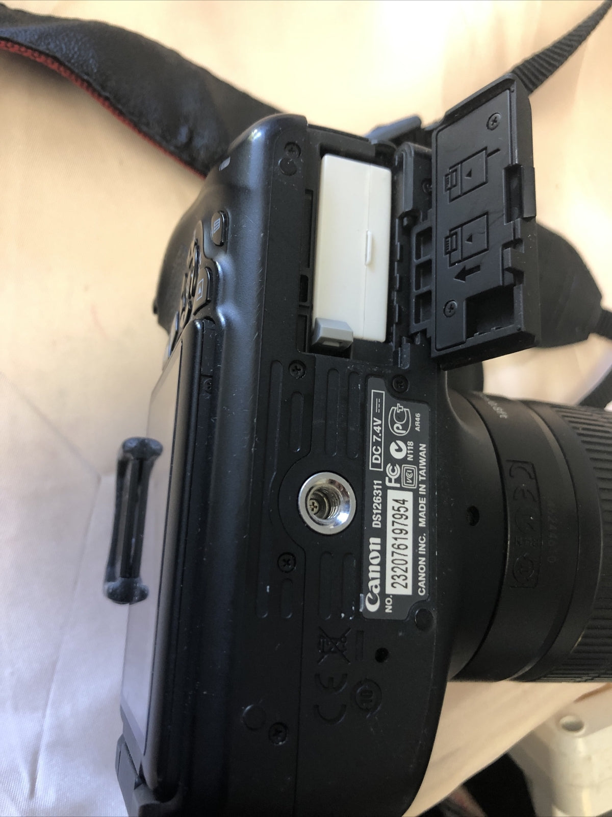 Canon EOS Rebel T3i 18-55mm 1:3.5-5.6 IS II Untested11