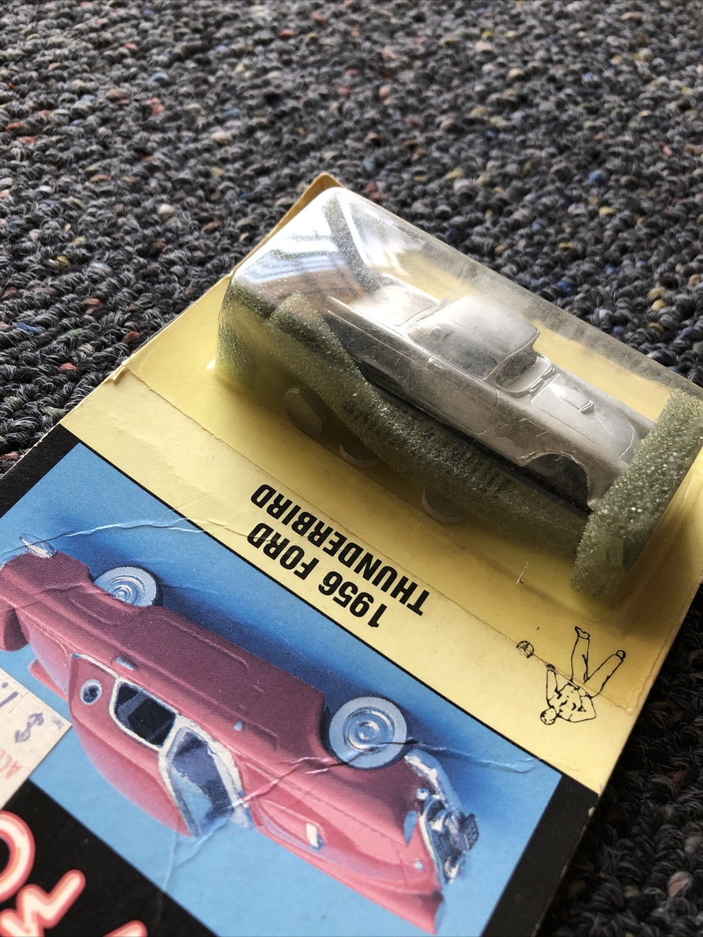 ALLOY FORMS~ #AF 2038~ 1956 THUNDERBIRD W/O PORTHOLE KIT~HO SCALE1
