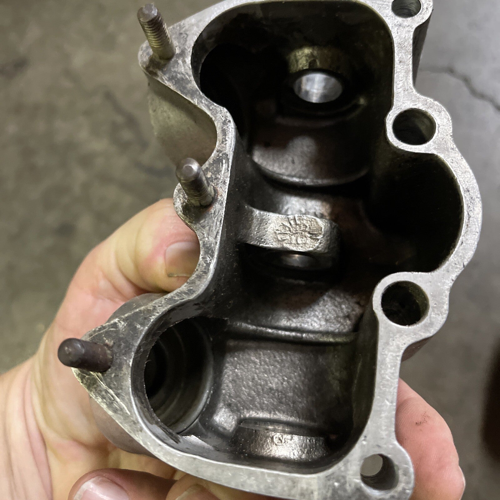 1959 Triumph T120 Bonneville Cylinder Head rockerbox lot of 2 for parts2