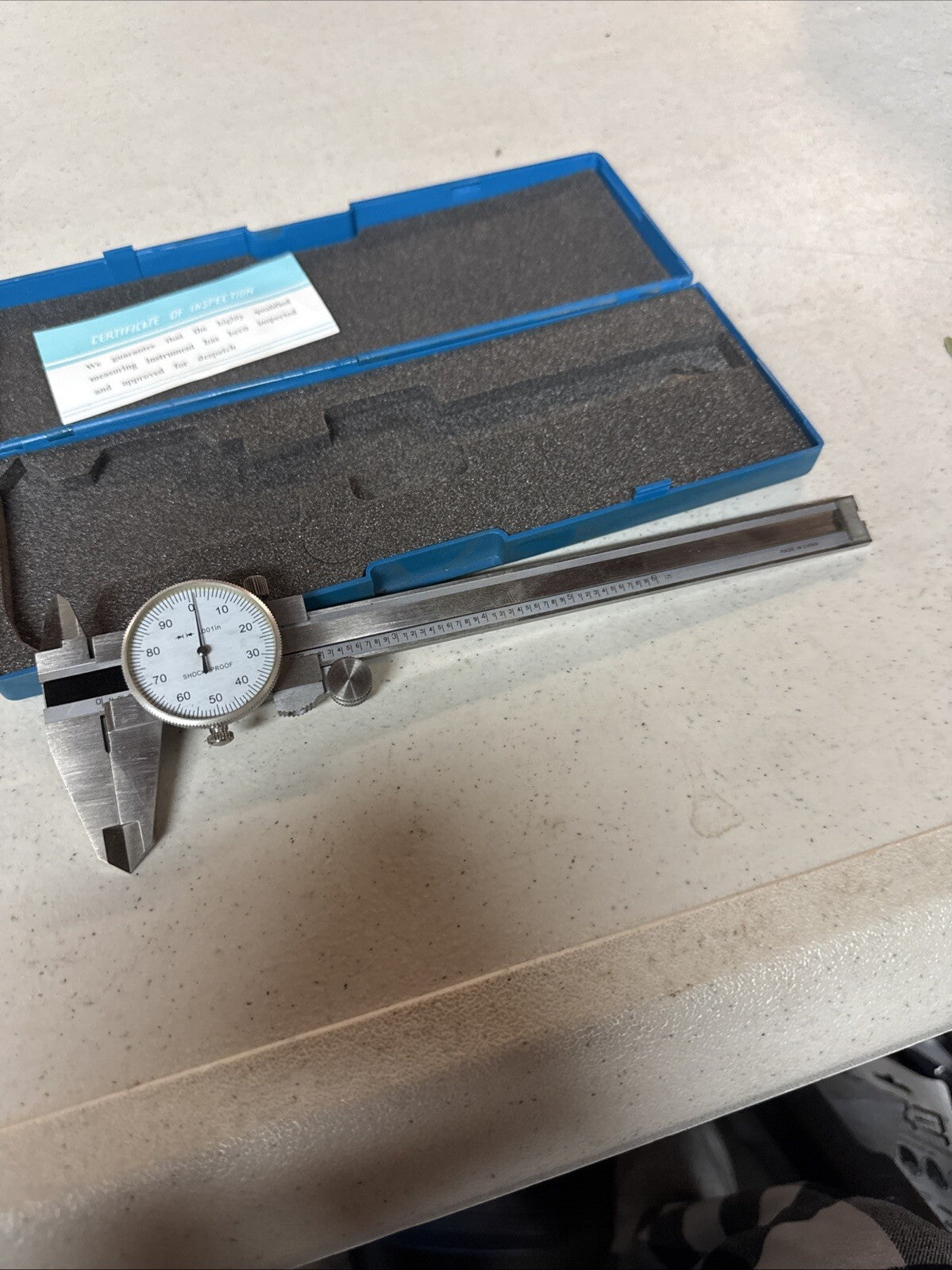 0-6" Steel Dial Caliper in Plastic, Fitted Case, New2