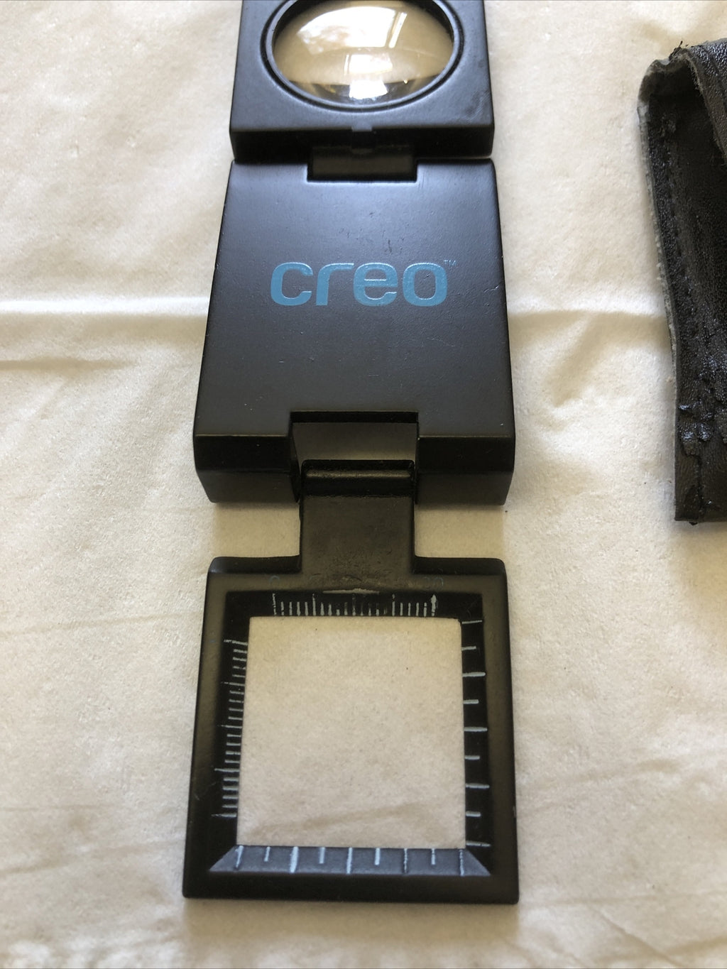 CREO Folding Pocket Viewer for Photography Slides With Case2