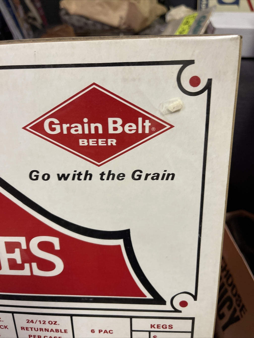 Vintage 1978 General Store Cardboard Display Sign Grain Belt Beer Priced 27”x21”1
