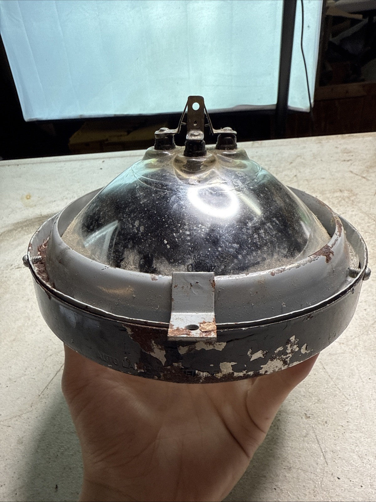 Vintage 4030 Sealed Beam 7” Headlight – Chrome Bezel7