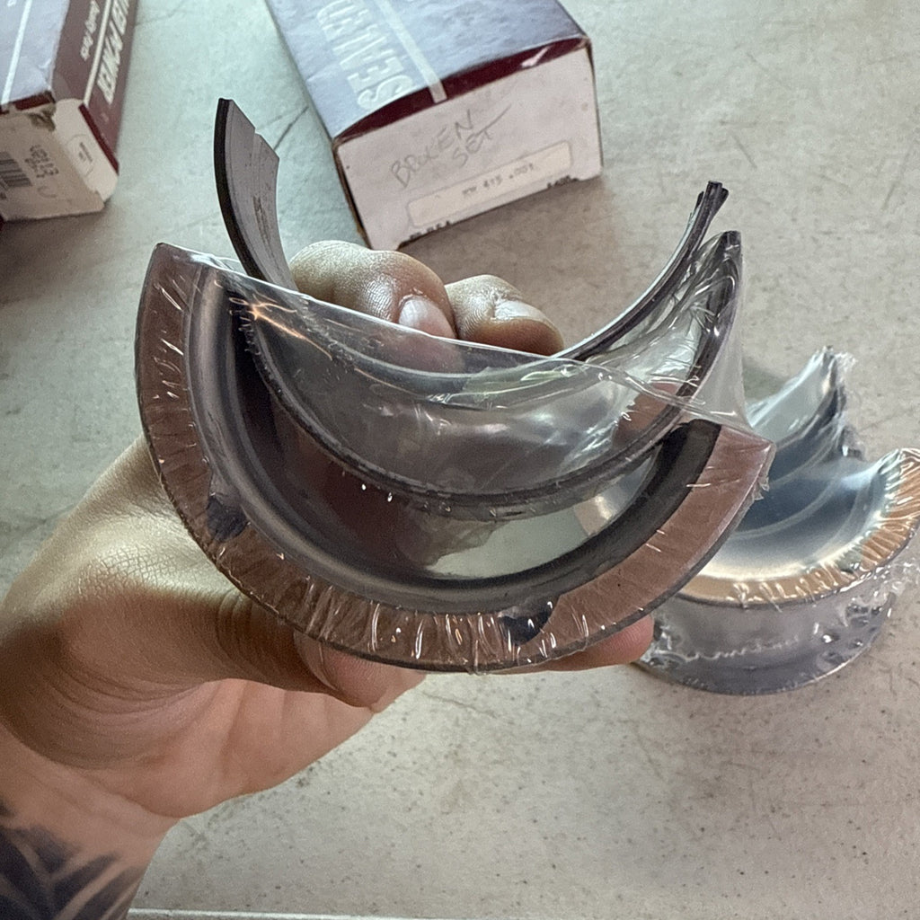 NEW Sealed Power KM 415.001 Engine Crankshaft Bearings Performance Incomplete1