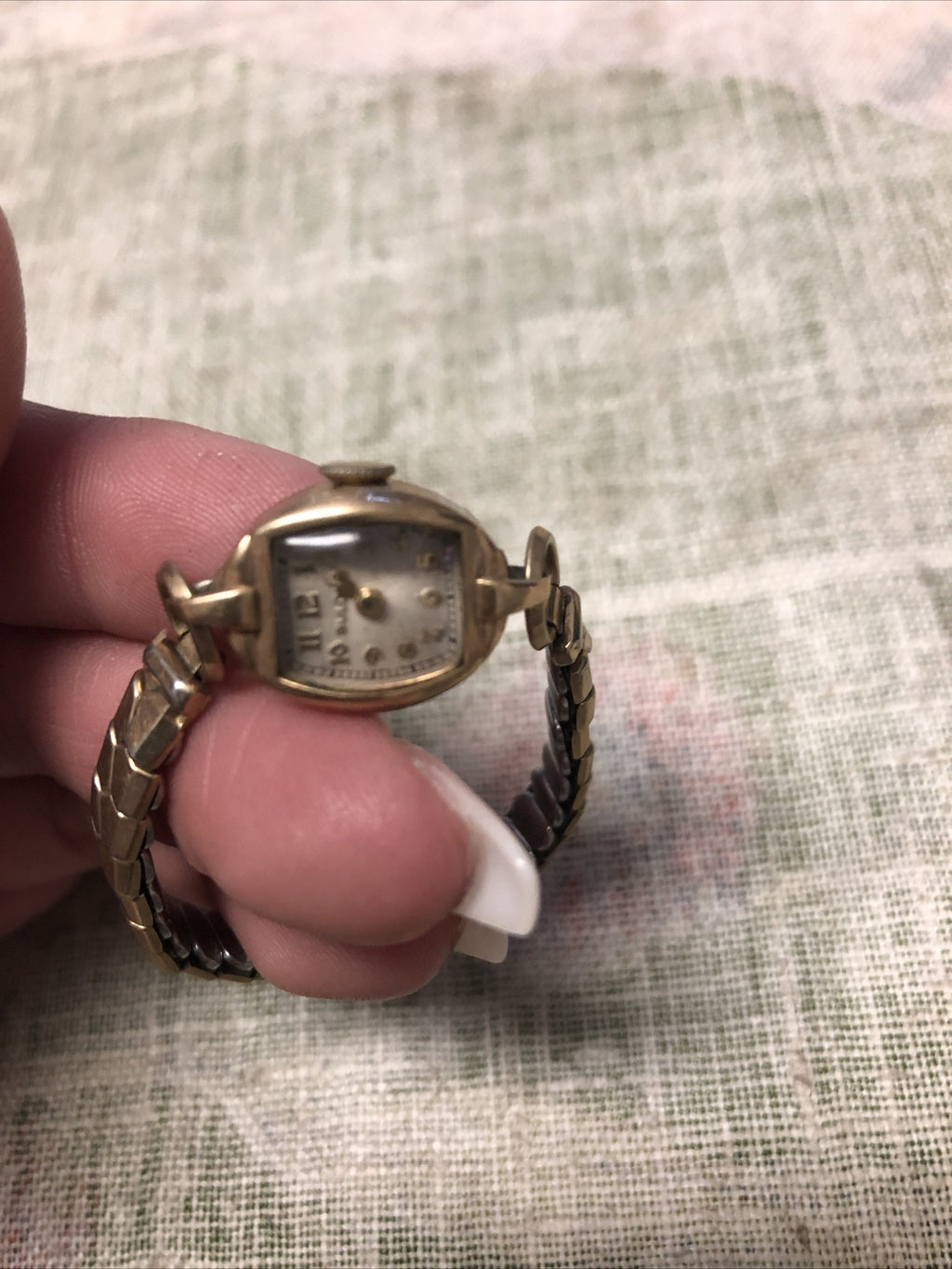 Vintage Bulova Ladie's Watch Cuff Bracelet 10K Gold Filled 318909 Stretchy Band3