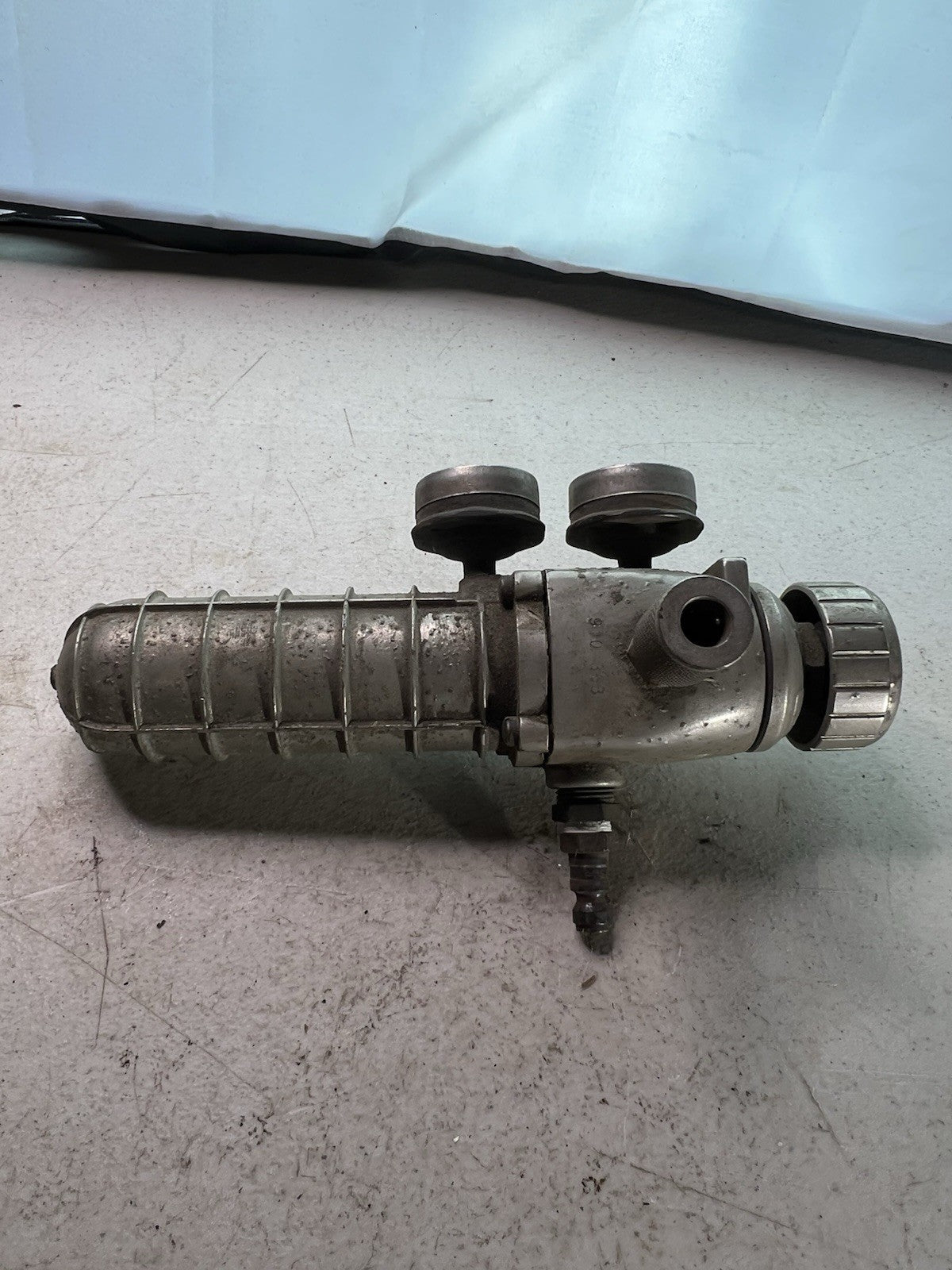 Vintage SprayIT Regulated Pressure Line Valve – Dual Gauge2