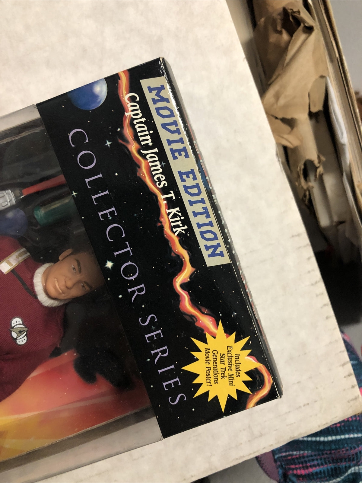 Star Trek CAPTAIN JAMES T KIRK MOVIE EDITION Playmates Action Figure2