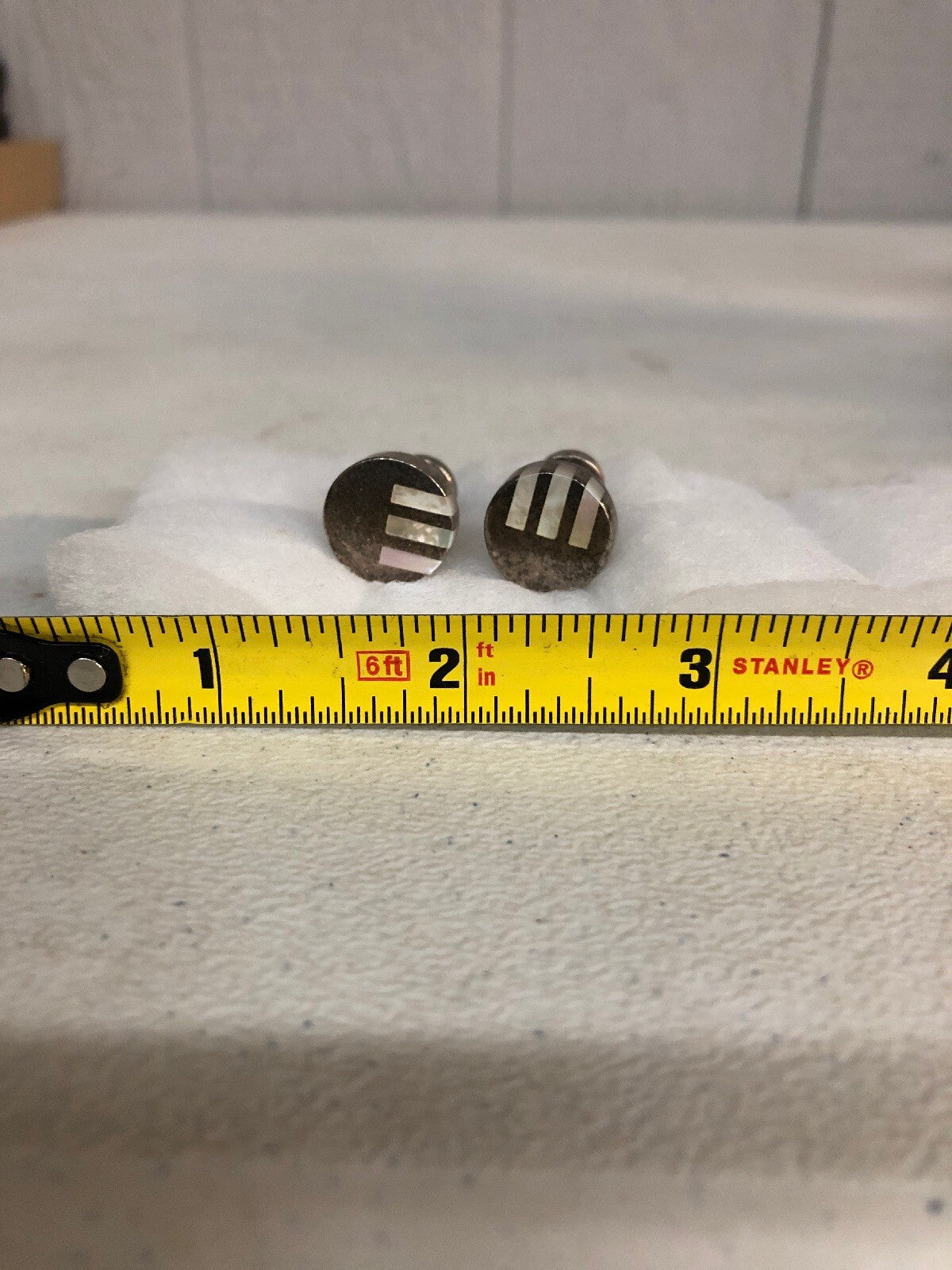 Silver Cufflinks with Pearl Inlay0